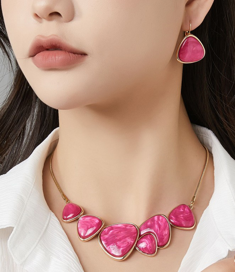 Collier met bijpassende oorbel